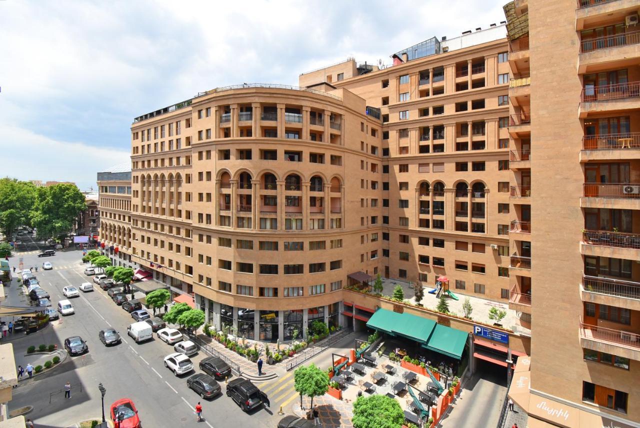 Armenak Apartment 5-Комнатная 예레반 외부 사진